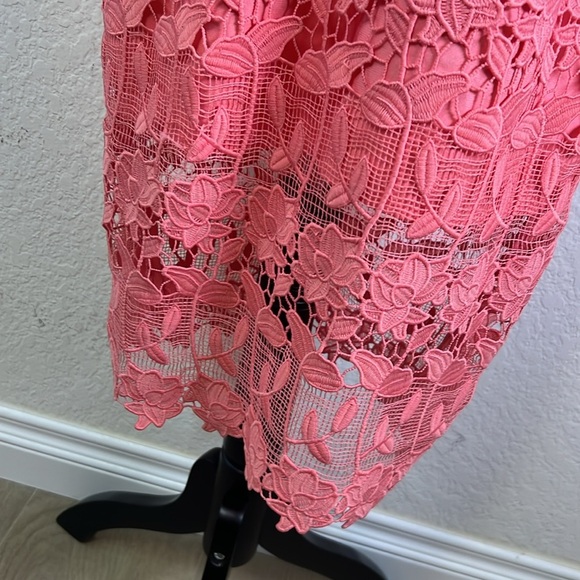 Bardot RTR Coral Embroidered Lace Halter Midi Dress Fully Lined (8) EUC - Picture 5 of 6
